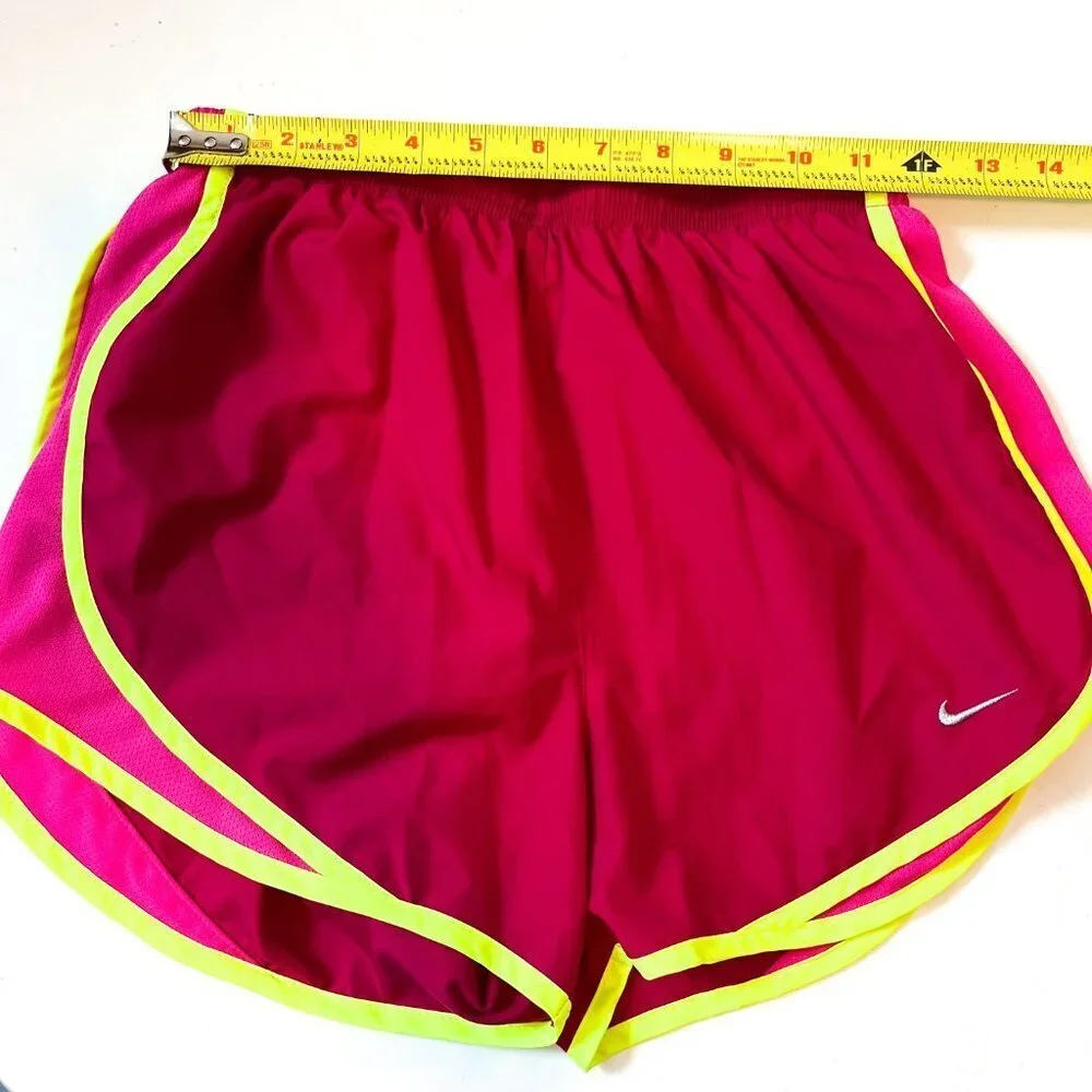 Nike Womens Pink Dri-Fit Tempo Athletic Lightweight Breathable Running Shorts S